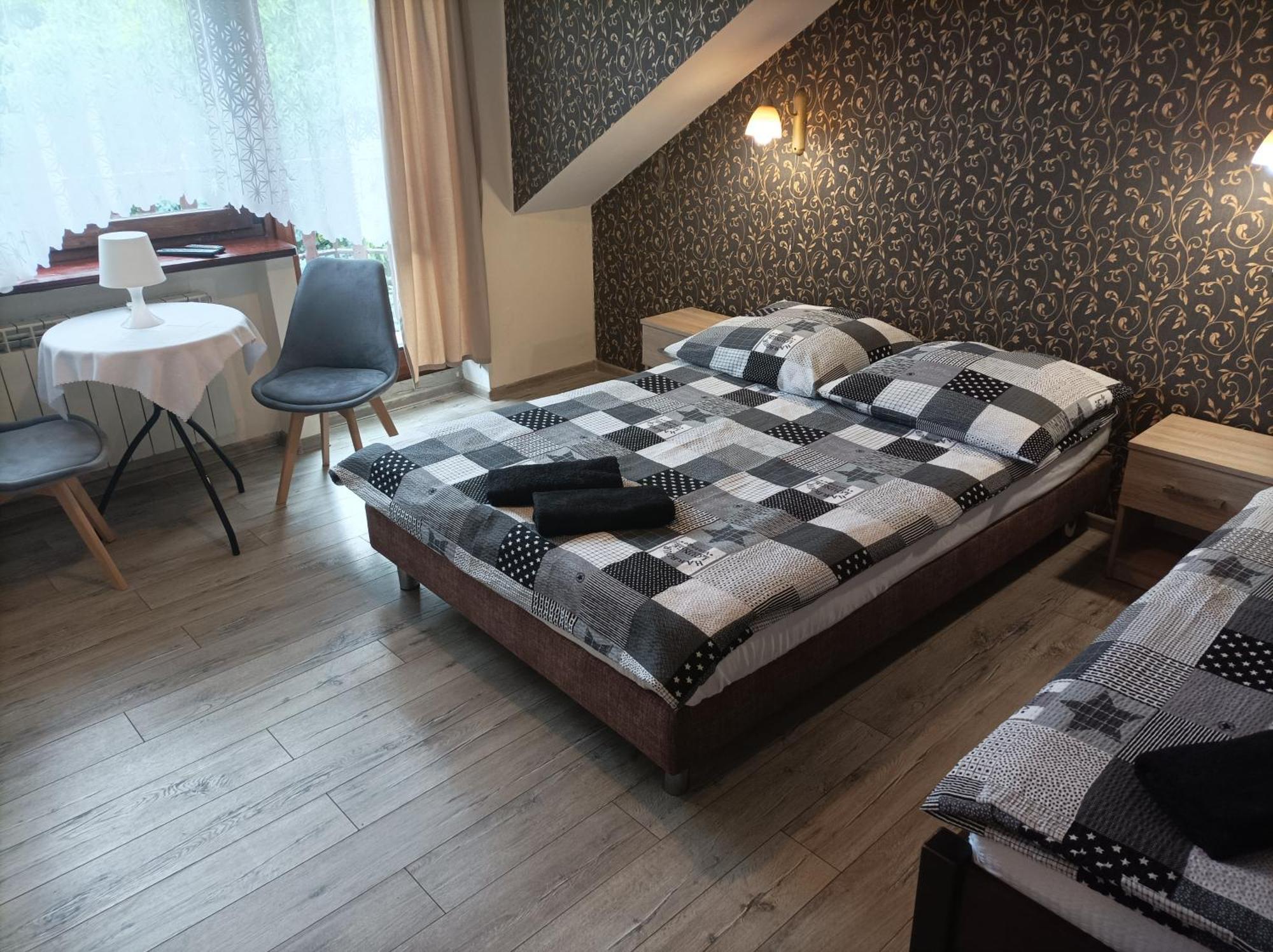 Apartmán A-Piramida Vratislav Exteriér fotografie